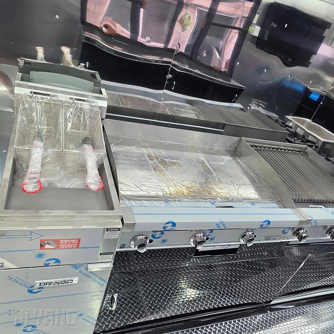 Cooking Station | Deep Fryers | Flat Top Griddle | Diamond Plate Floor